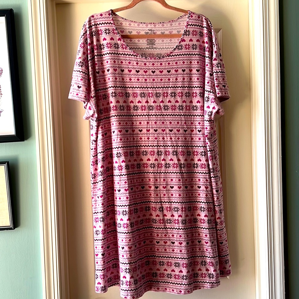 Heart themed nightgown
